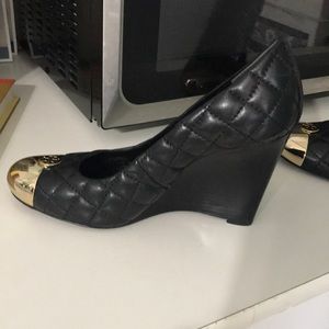 Tory Burch quilted wedge with gold toe